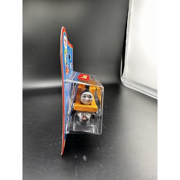 NWT Duncan Thomas Wooden Railway Train NOS Learning Curve Engine 2005 Yellow - Picture 5 of 16